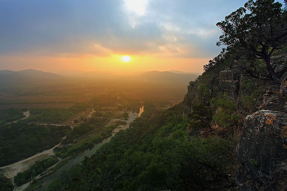 Sunrise Frio River Valley_140426_1668
